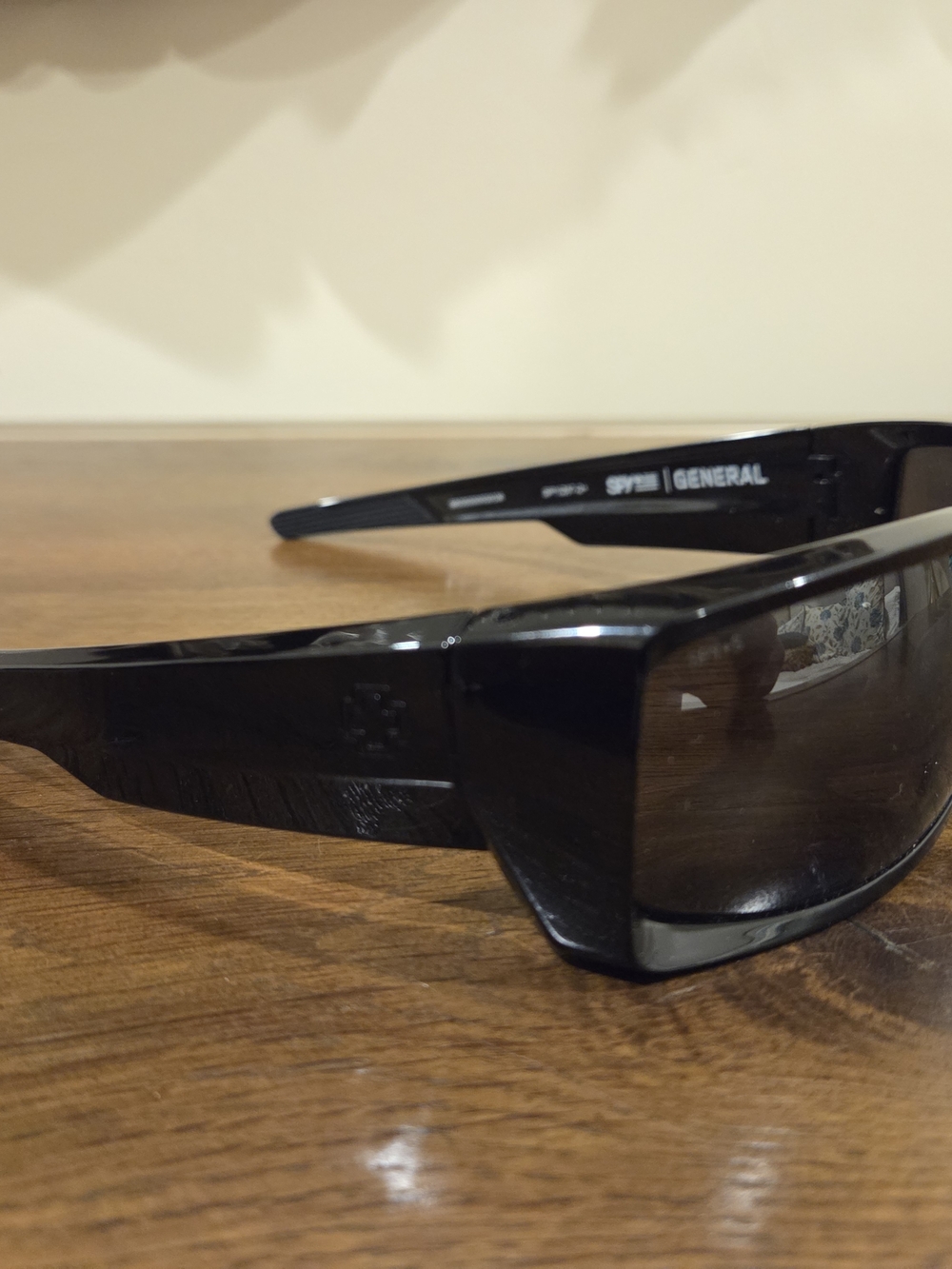 SPY GENERALS Men's Black Sunglasses